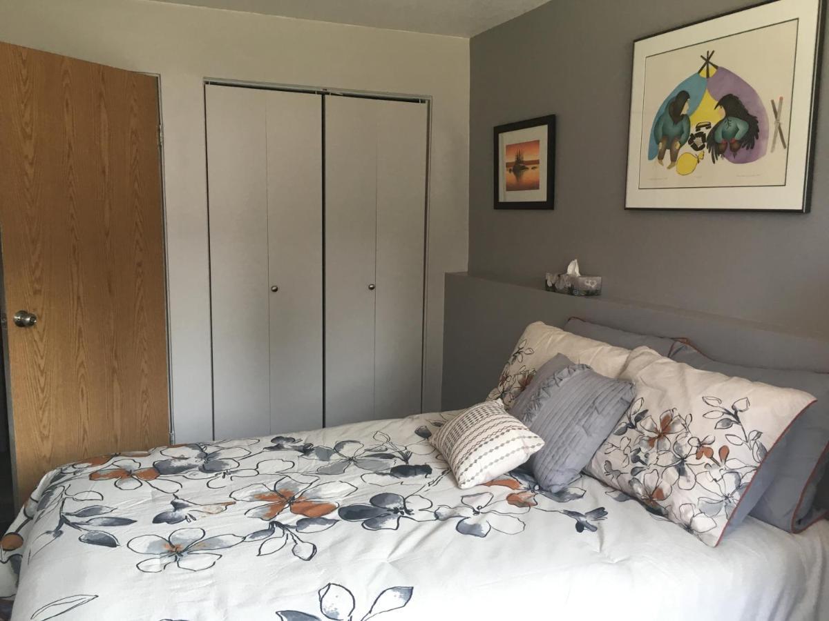Bed and Breakfast Polar Nights Yellowknife Exteriér fotografie