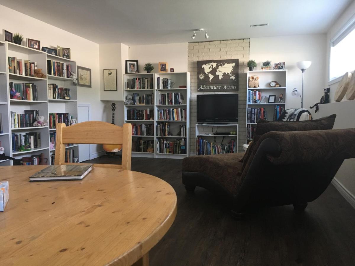 Bed and Breakfast Polar Nights Yellowknife Exteriér fotografie