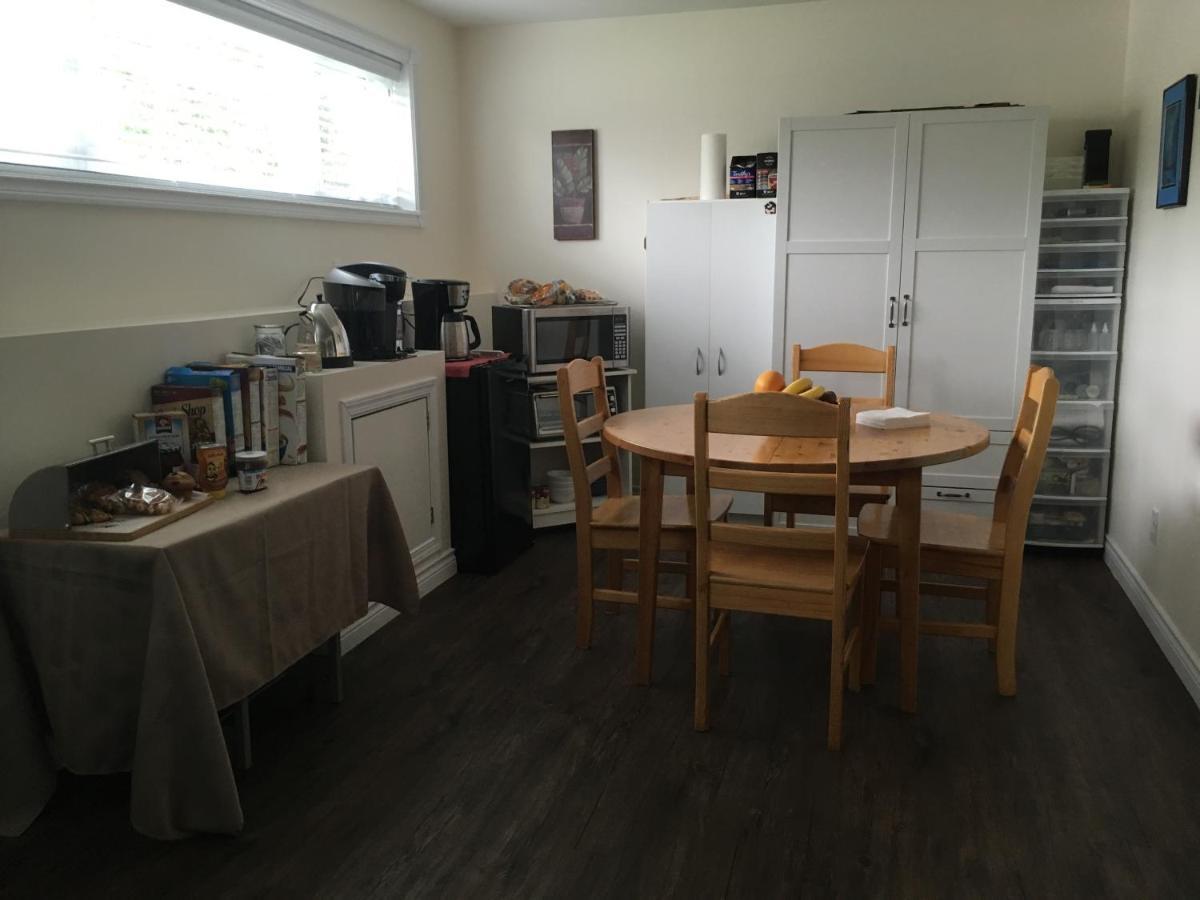 Bed and Breakfast Polar Nights Yellowknife Exteriér fotografie